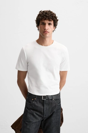 Базовая приталенная футболка SLIM FIT- Заказать в России