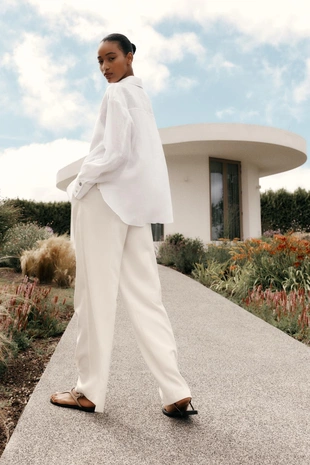 Рубашка из 100% льна с комбинированными пуговицами- Заказать в России