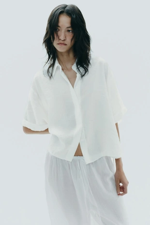 Рубашка из струящейся ткани с короткими рукавами