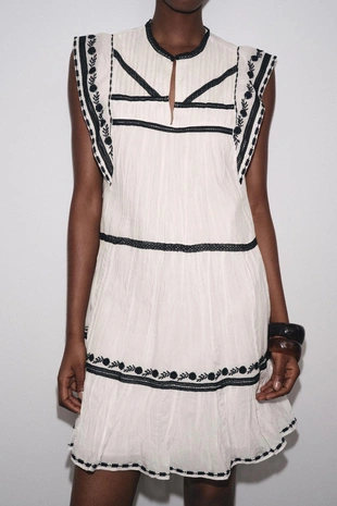 Короткое платье с вышивкой — ZW COLLECTION- Заказать в России