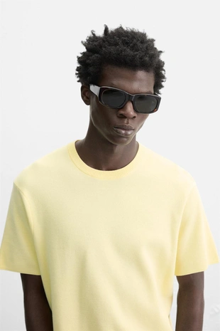 Футболка RELAXED FIT- Заказать в России