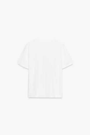 Футболка с объемными цветами- Заказать в России