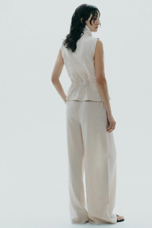 Жилет из струящейся ткани с регулируемой посадкой- Заказать в России