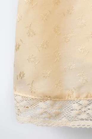 Легкое платье с жаккардовой вставкой на груди- Заказать в России