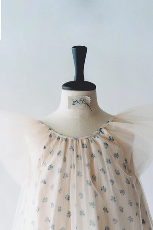 Комбинированное платье из тюля с цветочным принтом- Заказать в России