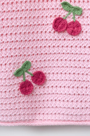 Трикотажный джемпер с вишнями- Заказать в России