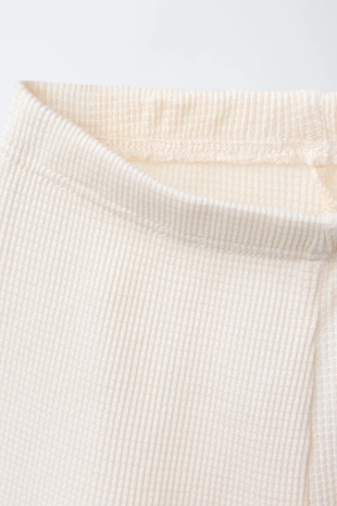 Комплект из футболки и шортов-бермудов вафельной текстуры- Заказать в России