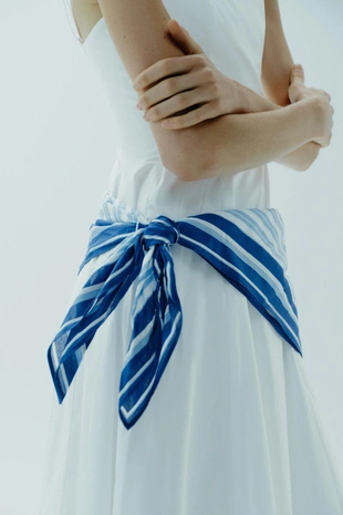 Платье миди в полоску с платком- Заказать в России