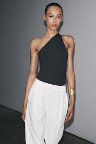 Боди асимметричного кроя из полиамида- Заказать в России