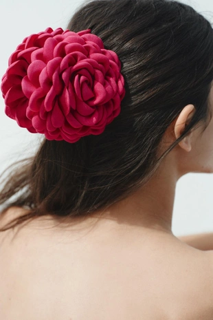 Заколка для волос с тканевым цветком- Заказать в России