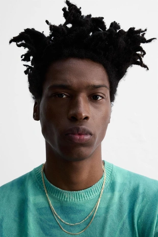 Трикотажная футболка с графическим принтом © OTIS KWAME KYE QUAICOE- Заказать в России