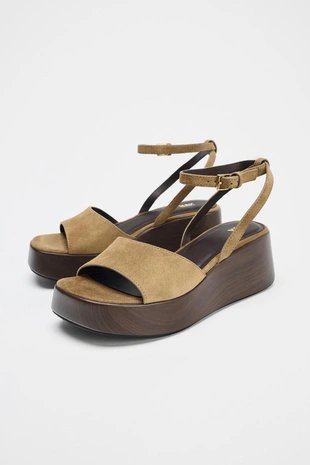 Босоножки на платформе из спилка- Заказать в России