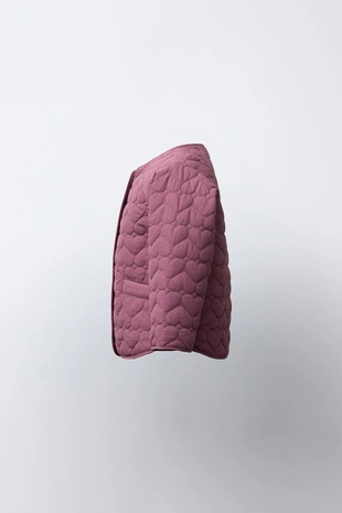 Стеганая куртка с этикеткой WATER REPELLENT - Заказать в России