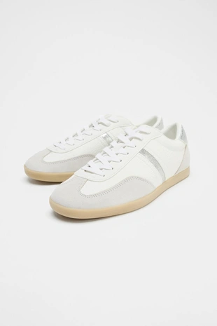 Спортивные кроссовки- Заказать в России