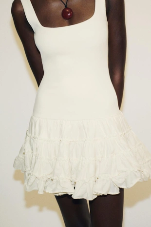 Комбинированное платье с объемом- Заказать в России