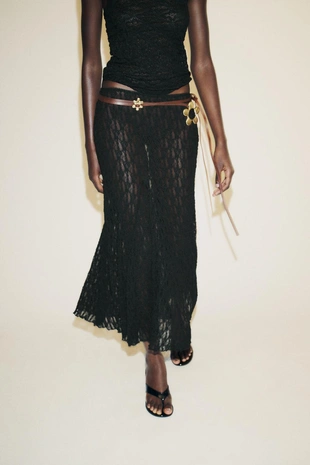 Длинная расклешенная кружевная юбка- Заказать в России