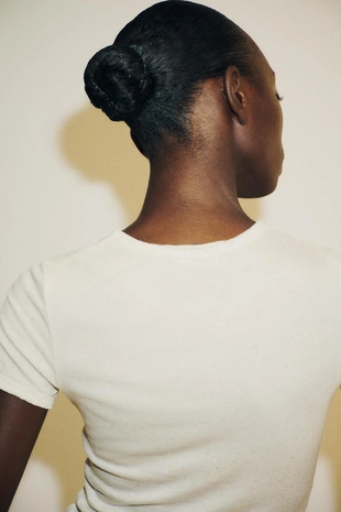 Футболка в рубчик с текстом- Заказать в России