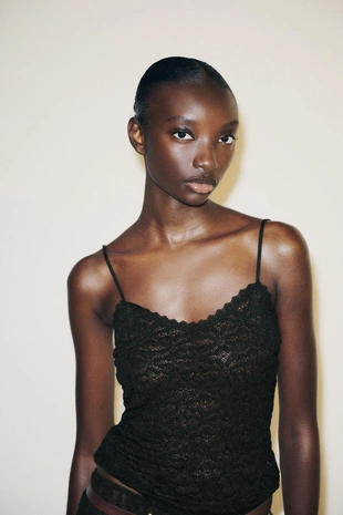 Кружевной топ на бретелях- Заказать в России