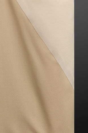 Майка-борцовка из высокотехнологичной ткани в стиле колор-блок- Заказать в России