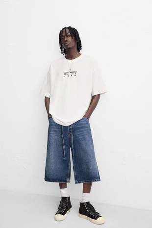 Футболка с графическими принтами- Заказать в России