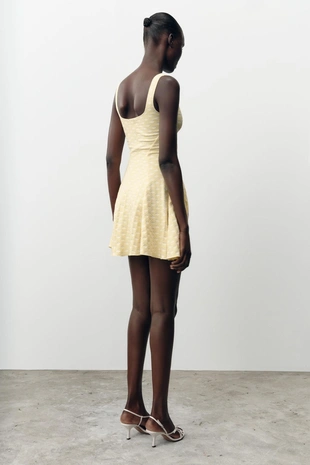 Платье-скейтер из эластичной жаккардовой ткани- Заказать в России