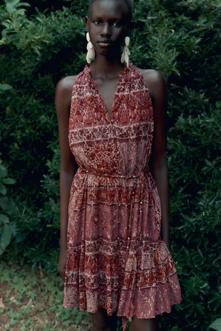 Мини-платье в стиле пэчворк с принтом и поясом- Заказать в России