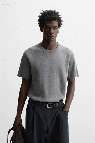 Футболка RELAXED FIT
