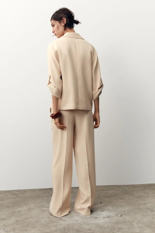 Двубортный блейзер с рукавами с патами- Заказать в России