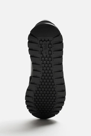 Кроссовки в стиле кэжуал- Заказать в России