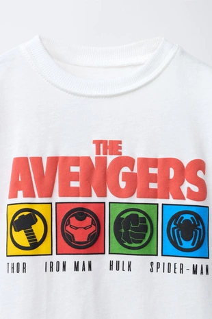 Футболка с рельефным принтом мстители © MARVEL- Заказать в России