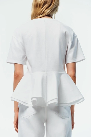 Футболка с баской- Заказать в России