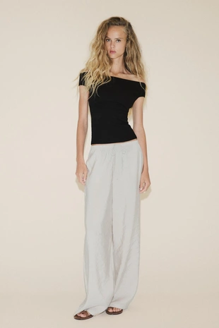 Однотонный топ с вырезом лодочкой- Заказать в России