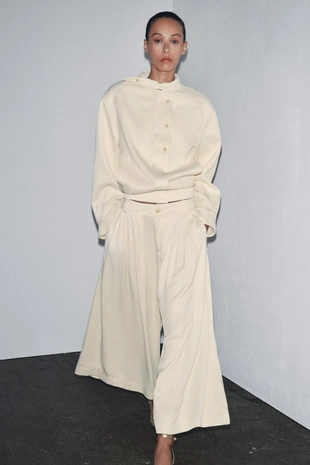 Купить Zara Босоножки-крабики на каблуке с металлическим эффектом