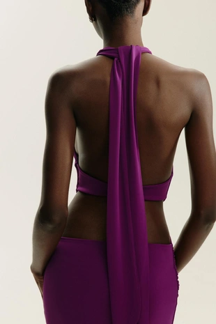 Длинное платье-халтер со сборками- Заказать в России