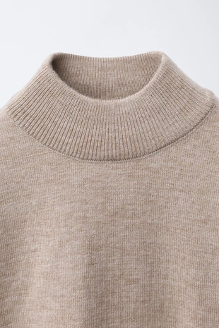 Трикотажный джемпер с воротником-стойкой- Заказать в России