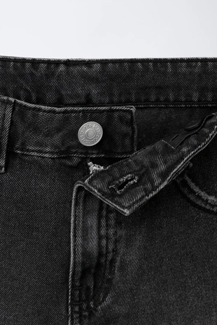 Black | 2005/715/800 - Zara Джинсовые бермуды широкого кроя