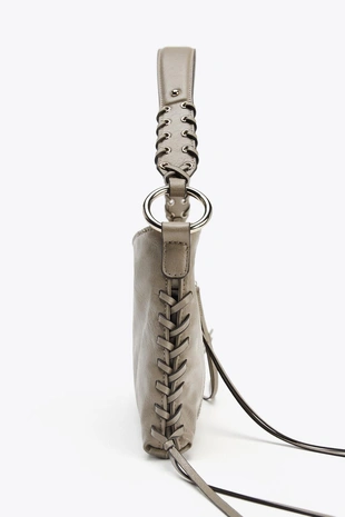 Сумка с плечевым ремнем и молниями