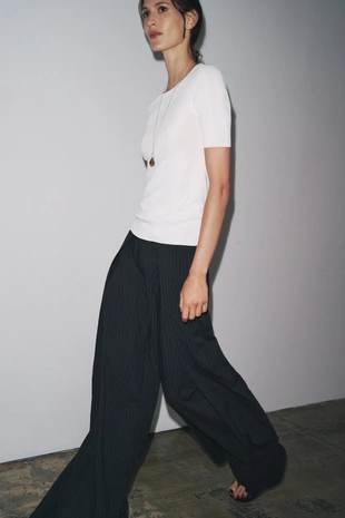 Трикотажный топ с короткими рукавами