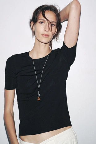 Трикотажный топ с короткими рукавами- Заказать в России