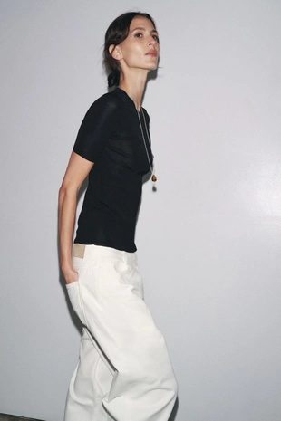 Трикотажный топ с короткими рукавами- Заказать в России