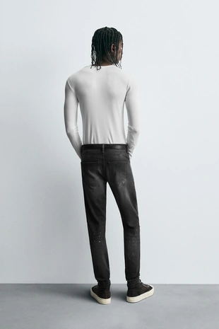 Джинсы SKINNY FIT с разрезами- Заказать в России