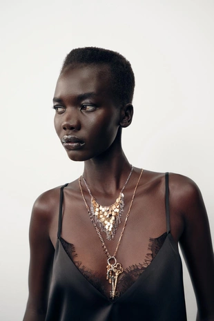 Набор из 2 комбинированных ожерелий с пластинами и ключами- Заказать в России