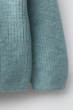 Вязаный кардиган- Заказать в России