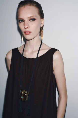 Серьги с металлическими бусинами- Заказать в России