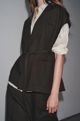 Двубортный жилет из смесового льна — ZW COLLECTION- Заказать в России