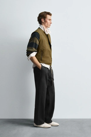 Технический жилет лимитированной серии- Заказать в России