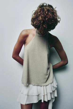 Топ с горловиной халтер из металлизированной нити- Заказать в России