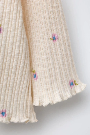 Ecru | 4805/591/712 - Zara Футболка с цветочным рельефом