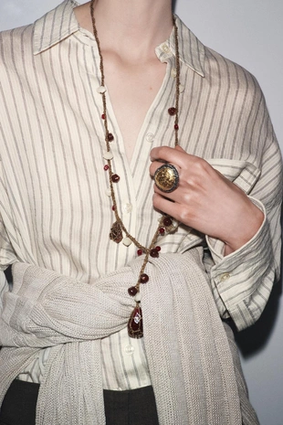 Ожерелье с цепочками и камнями- Заказать в России