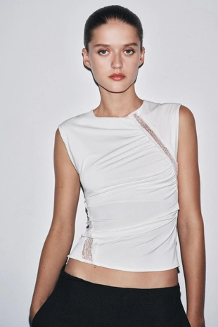 Топ из полиамида с кружевом- Заказать в России